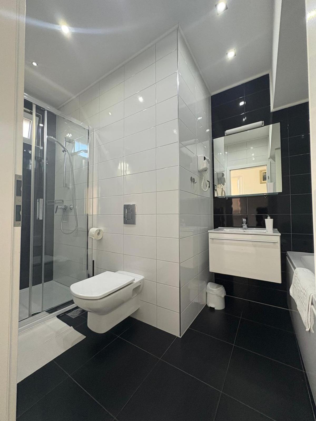 Deluxe Jelsa Apartment เยลซา ภายนอก รูปภาพ