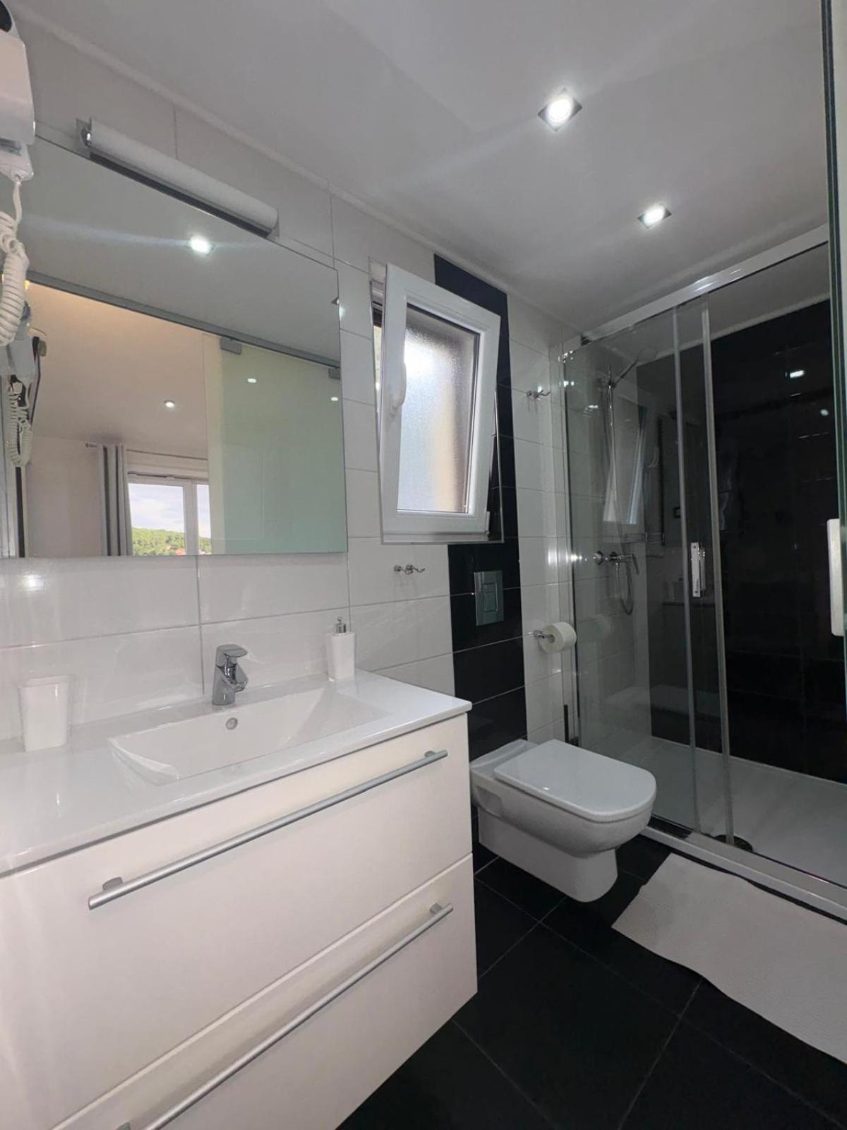Deluxe Jelsa Apartment เยลซา ภายนอก รูปภาพ